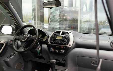Toyota RAV4, 2001 год, 800 000 рублей, 10 фотография