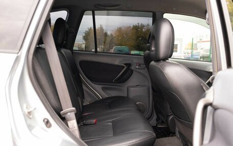 Toyota RAV4, 2001 год, 800 000 рублей, 17 фотография