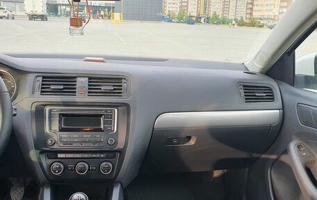 Volkswagen Jetta VI, 2015 год, 1 200 000 рублей, 9 фотография