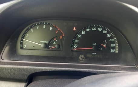 Toyota Camry V40, 2004 год, 700 000 рублей, 1 фотография