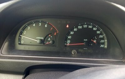 Toyota Camry V40, 2004 год, 700 000 рублей, 1 фотография