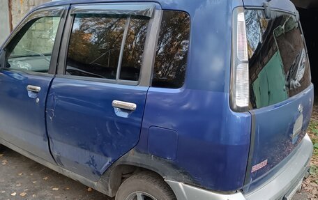 Nissan Cube II, 2001 год, 125 000 рублей, 9 фотография