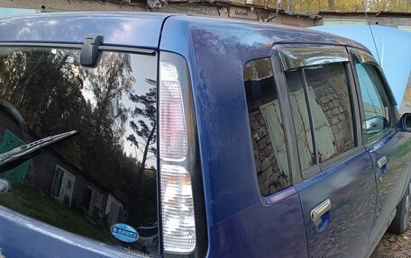 Nissan Cube II, 2001 год, 125 000 рублей, 24 фотография