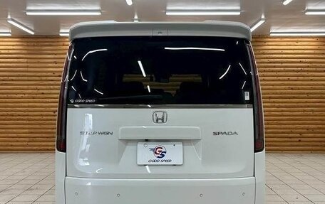 Honda Stepwgn IV, 2021 год, 1 950 000 рублей, 5 фотография