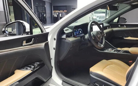 KIA K5, 2021 год, 2 050 000 рублей, 6 фотография