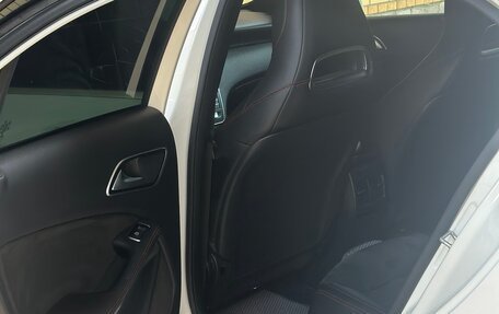Mercedes-Benz A-Класс, 2016 год, 2 100 000 рублей, 7 фотография