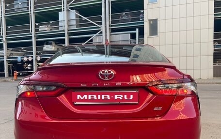 Toyota Camry, 2021 год, 2 750 000 рублей, 6 фотография