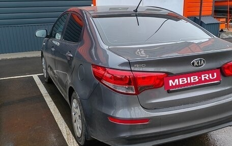 KIA Rio III рестайлинг, 2016 год, 700 000 рублей, 4 фотография