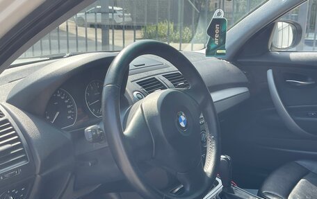 BMW 1 серия, 2011 год, 780 000 рублей, 19 фотография
