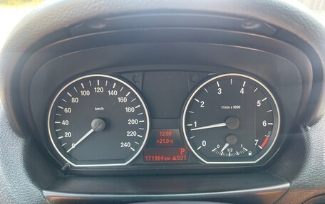 BMW 1 серия, 2011 год, 780 000 рублей, 20 фотография