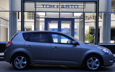 KIA cee'd I рестайлинг, 2010 год, 669 000 рублей, 4 фотография