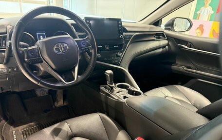Toyota Camry, 2022 год, 3 249 000 рублей, 12 фотография