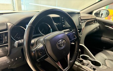Toyota Camry, 2022 год, 3 249 000 рублей, 11 фотография