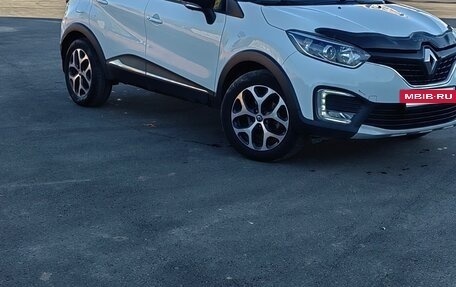 Renault Kaptur I рестайлинг, 2016 год, 1 330 000 рублей, 3 фотография