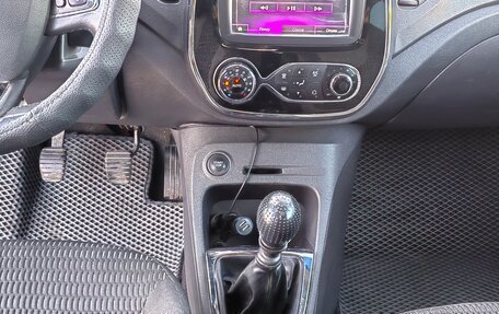 Renault Kaptur I рестайлинг, 2016 год, 1 330 000 рублей, 18 фотография
