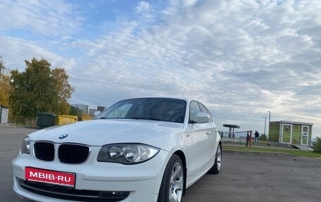 BMW 1 серия, 2010 год, 950 000 рублей, 1 фотография