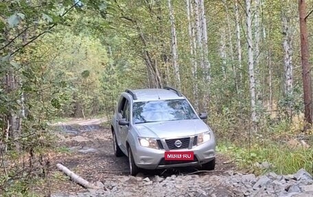 Nissan Terrano III, 2015 год, 1 299 000 рублей, 1 фотография