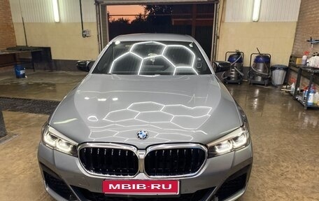 BMW 5 серия, 2023 год, 6 200 000 рублей, 1 фотография