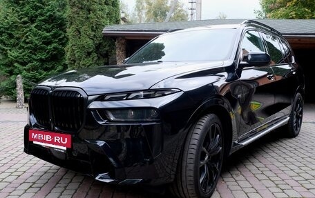 BMW X7, 2022 год, 12 490 000 рублей, 2 фотография