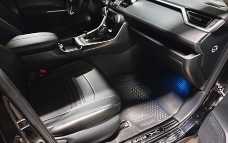 Toyota RAV4, 2020 год, 3 499 000 рублей, 5 фотография