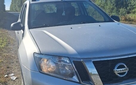 Nissan Terrano III, 2015 год, 1 299 000 рублей, 4 фотография