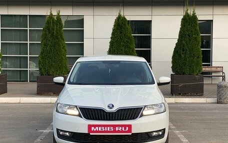 Skoda Rapid I, 2017 год, 1 225 000 рублей, 13 фотография