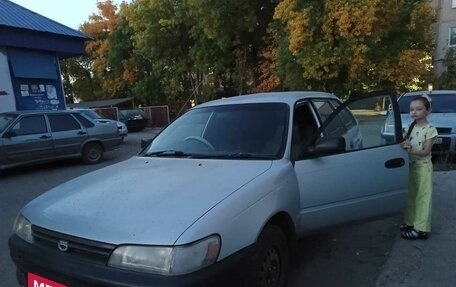 Toyota Corolla, 1998 год, 180 000 рублей, 4 фотография