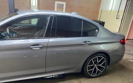 BMW 5 серия, 2023 год, 6 200 000 рублей, 3 фотография
