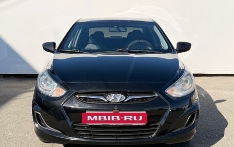 Hyundai Solaris II рестайлинг, 2011 год, 570 000 рублей, 2 фотография