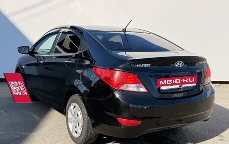 Hyundai Solaris II рестайлинг, 2011 год, 570 000 рублей, 4 фотография