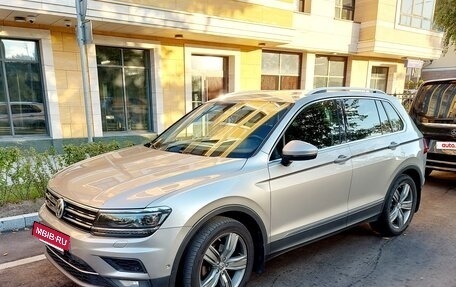 Volkswagen Tiguan II, 2017 год, 2 250 000 рублей, 2 фотография