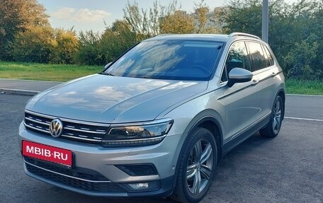 Volkswagen Tiguan II, 2017 год, 2 250 000 рублей, 3 фотография