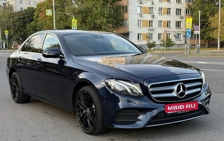 Mercedes-Benz E-Класс, 2017 год, 2 700 000 рублей, 10 фотография