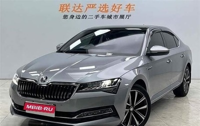 Skoda Superb III рестайлинг, 2023 год, 2 550 000 рублей, 1 фотография