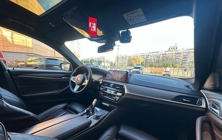 BMW 5 серия, 2020 год, 3 250 000 рублей, 14 фотография