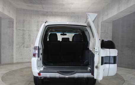 Mitsubishi Pajero IV, 2021 год, 3 749 000 рублей, 13 фотография