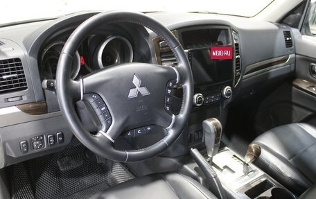 Mitsubishi Pajero IV, 2021 год, 3 749 000 рублей, 9 фотография