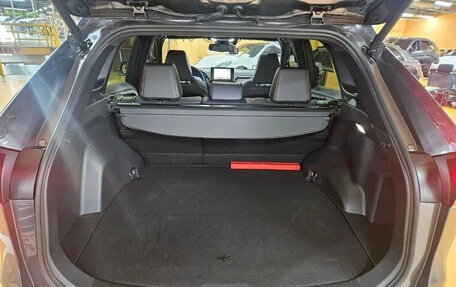 Toyota RAV4, 2021 год, 2 500 500 рублей, 8 фотография