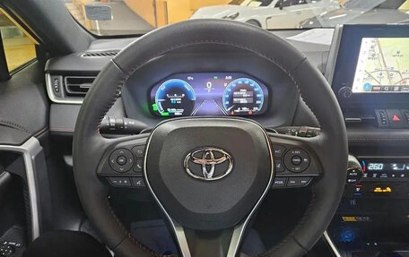 Toyota RAV4, 2021 год, 2 500 500 рублей, 7 фотография