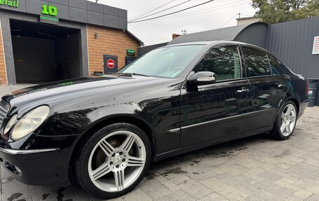 Mercedes-Benz E-Класс, 2003 год, 880 000 рублей, 9 фотография