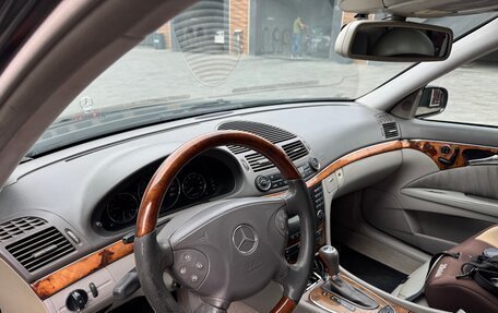 Mercedes-Benz E-Класс, 2003 год, 880 000 рублей, 15 фотография