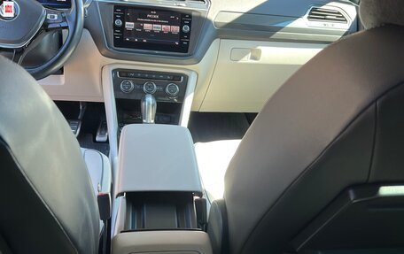 Volkswagen Tiguan II, 2018 год, 2 250 000 рублей, 5 фотография