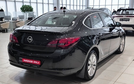 Opel Astra J, 2013 год, 890 000 рублей, 6 фотография