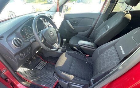 Renault Sandero II рестайлинг, 2014 год, 600 000 рублей, 8 фотография