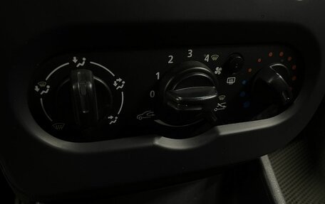 Renault Logan I, 2012 год, 374 777 рублей, 8 фотография