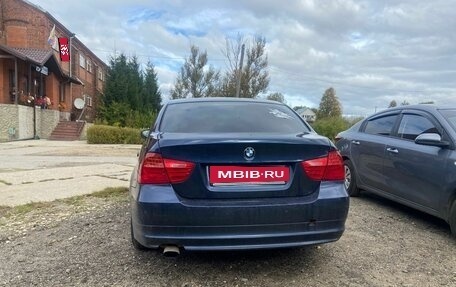 BMW 3 серия, 2011 год, 950 000 рублей, 1 фотография