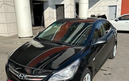 Hyundai Solaris II рестайлинг, 2015 год, 610 000 рублей, 1 фотография