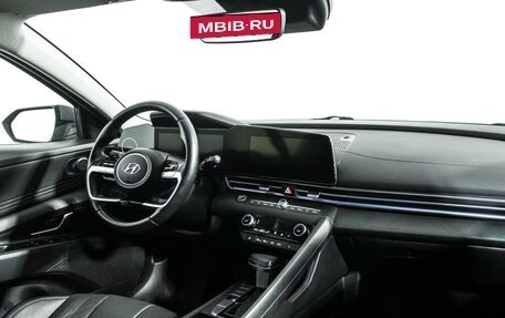 Hyundai Elantra, 2021 год, 2 315 000 рублей, 9 фотография