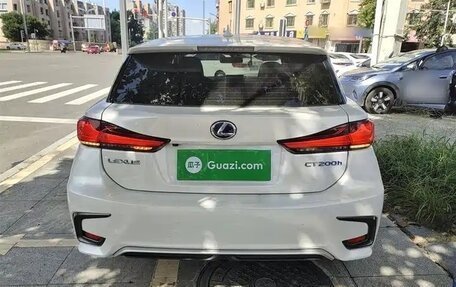 Lexus CT I рестайлинг, 2021 год, 2 200 000 рублей, 5 фотография
