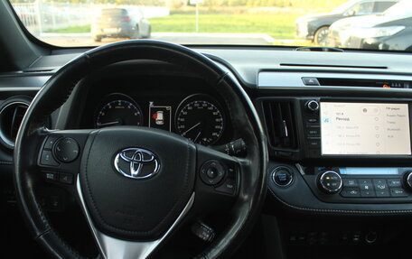 Toyota RAV4, 2019 год, 2 815 000 рублей, 6 фотография